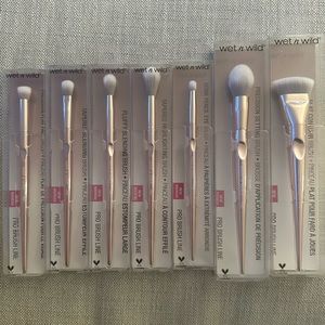 Wet & Wild Makeup Brushes Set of 7